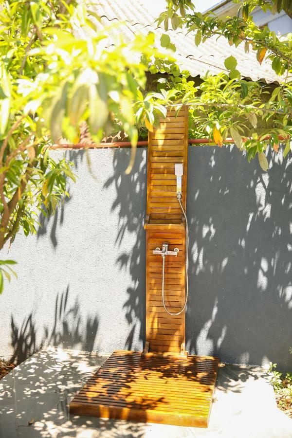 Citron Cottages Batumi Luaran gambar