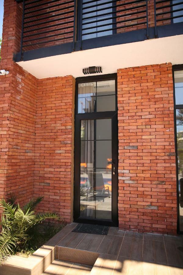 Citron Cottages Batumi Luaran gambar